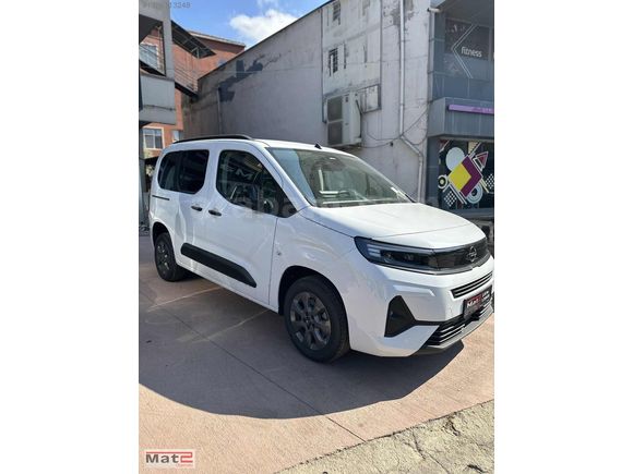 2026 COMBO EDITION OTOMATİK VİTES HEMEN TESLİM 0 KM