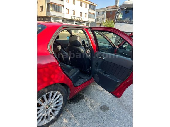 Sahibinden Alfa Romeo 156 1.6 TS 2001 Model