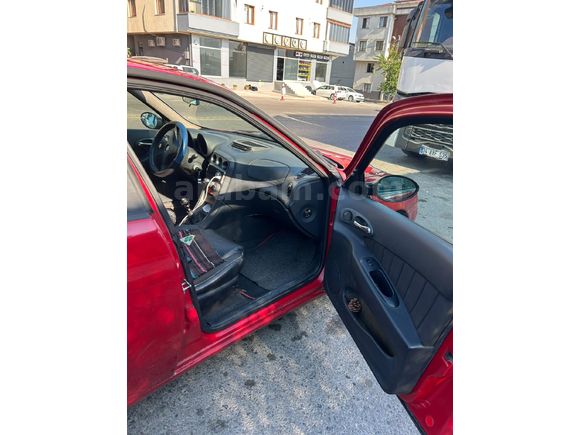 Sahibinden Alfa Romeo 156 1.6 TS 2001 Model