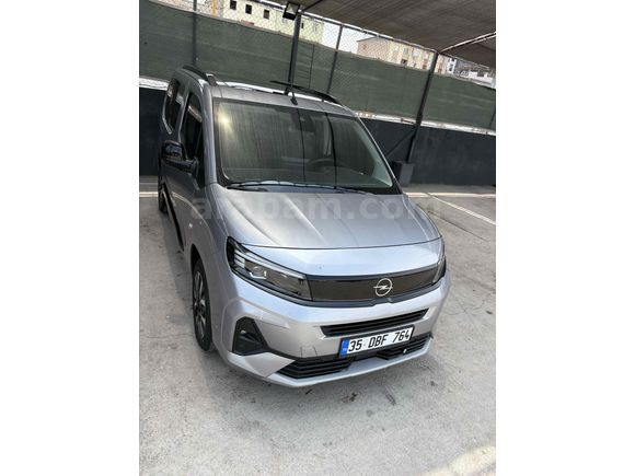 Sahibinden Opel Combo 1.5 CDTI Ultimate 2024 Model İzmir