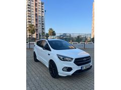 MEMURDAN HATASIZ BOYASIZ TRAMERSİZ EN DOLU KIŞ PAKETİ FORD KUGA