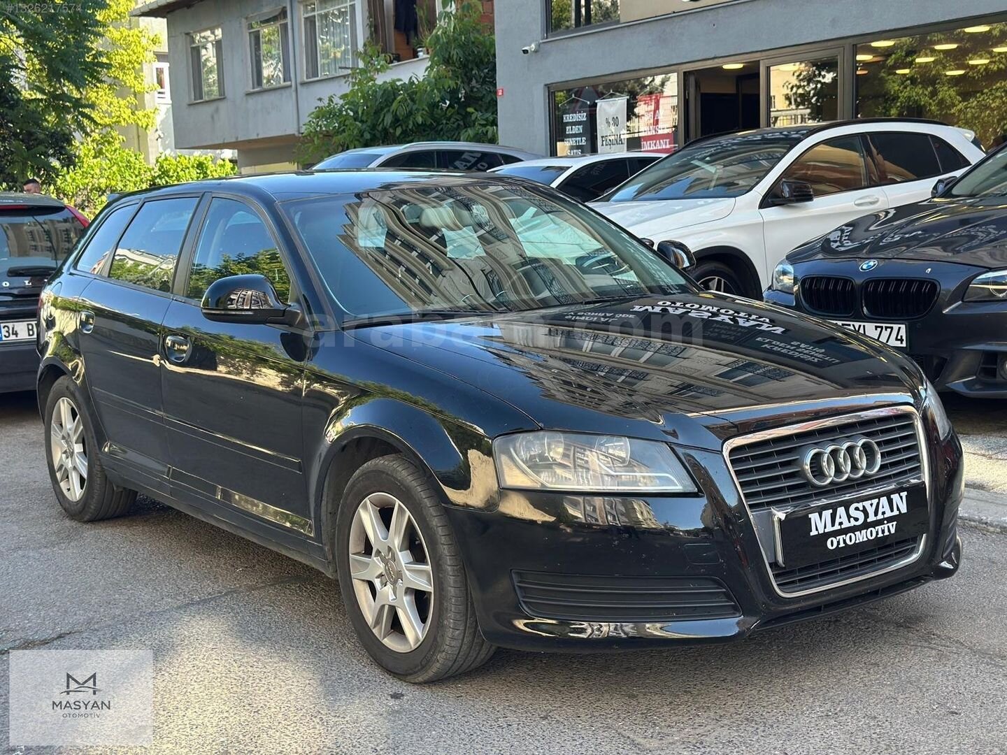 Galeriden Audi A3 Sportback 1.6 Attraction 2010 Model İstanbul 170.000 km Siyah 2