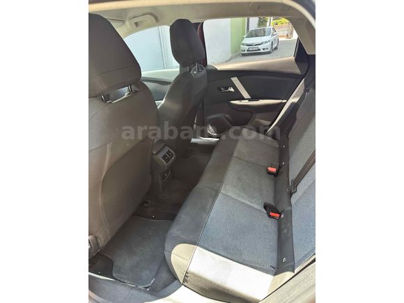 Sahibinden Citroen C4 1.5 BlueHDi Feel Bold 2022 Model 