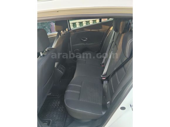Sahibinden Renault Megane 1.5 dCi Touch Plus 2015 Model