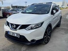 AKY AUTO'DAN NİSSAN QASHQAI 1.6 DİZEL OTOMATİK SUNROFFLU EN FULL