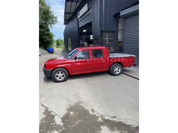 Sahibinden Mitsubishi L 200 4x2 Pick Up 2000 Model 