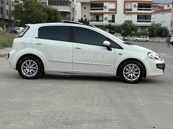 Fiat Punto EVO 1.3 Multijet Dynamic  CAM TAVAN HASAR KAYITSIZ