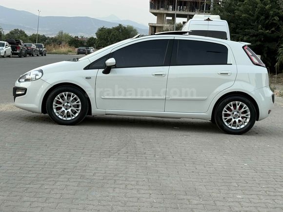 Fiat Punto EVO 1.3 Multijet Dynamic  CAM TAVAN HASAR KAYITSIZ