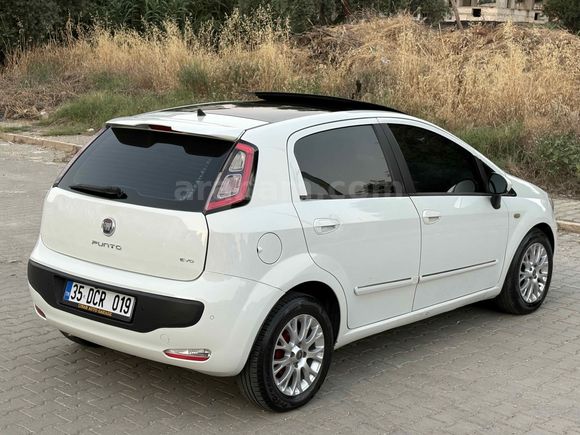Fiat Punto EVO 1.3 Multijet Dynamic  CAM TAVAN HASAR KAYITSIZ