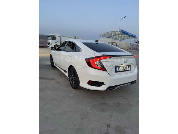 Sahibinden Honda Civic 1.6i VTEC Eco Elegance 2021 Model 