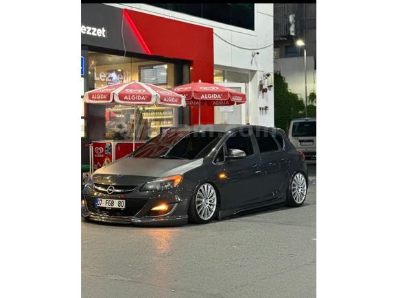 Sahibinden Opel Astra 1.3 CDTI Edition 2012 Model  250.000 km Gri