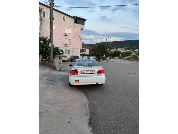 Sahibinden Honda Civic 1.4 i S 2001 Model 
