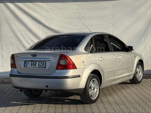 2008 MODEL FORD FOCUS