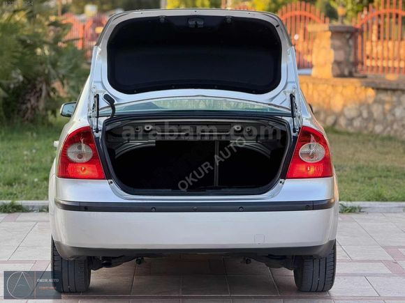 OKUR AUTO DAN FORD FOCUS Chia