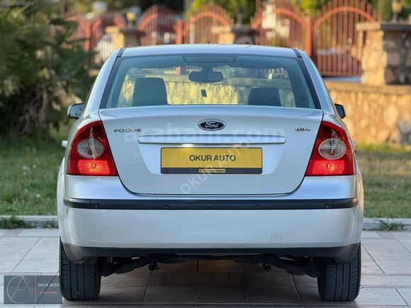 OKUR AUTO DAN FORD FOCUS Chia