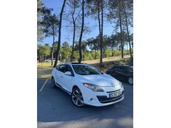 KEFELİ MOTORS'DAN RENAULT MEGANE 1.5 DCİ SPORT TOURER OTOMATİK