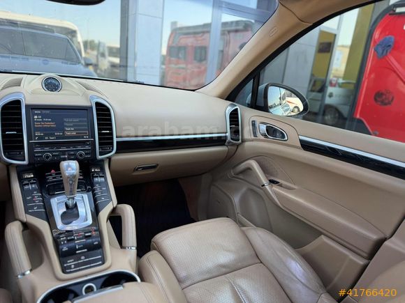 ENS/ PORSCHE CAYENNE PLATINIUM EDİTİON BAYİ 3.0 AİRMATİC PUSULA