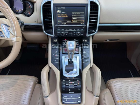ENS/ PORSCHE CAYENNE PLATINIUM EDİTİON BAYİ 3.0 AİRMATİC PUSULA