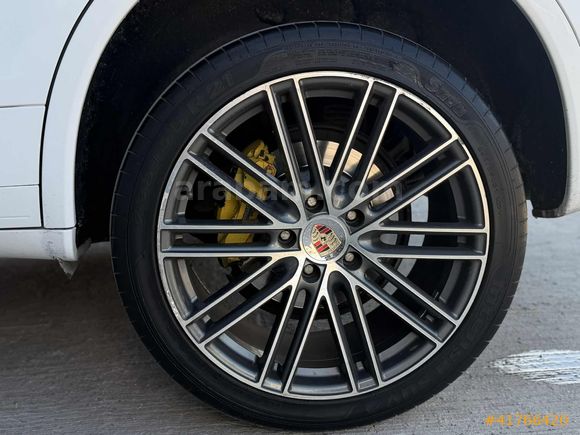 ENS/ PORSCHE CAYENNE PLATINIUM EDİTİON BAYİ 3.0 AİRMATİC PUSULA
