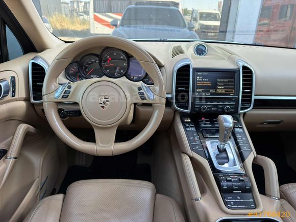 ENS/ PORSCHE CAYENNE PLATINIUM EDİTİON BAYİ 3.0 AİRMATİC PUSULA