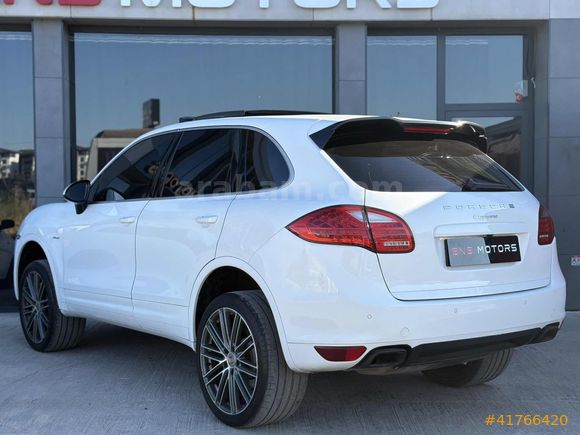 ENS/ PORSCHE CAYENNE PLATINIUM EDİTİON BAYİ 3.0 AİRMATİC PUSULA