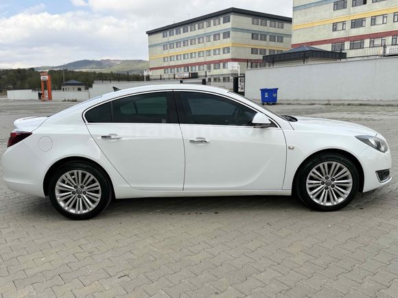 Sahibinden Opel Insignia 1.6 CDTI Cosmo 2015 Model 