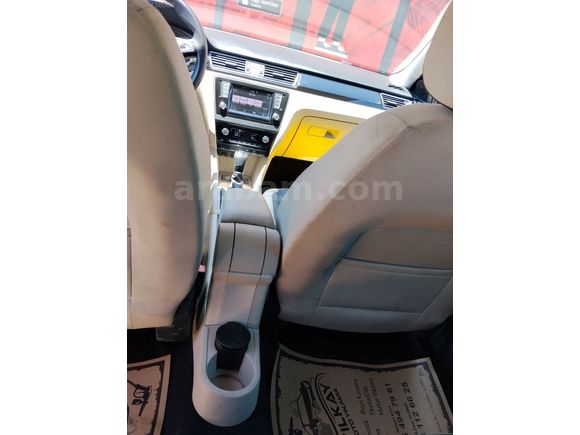 MNT AUTO'DAN 2016 SKODA RAPİD OTOMATIK DİZEL KM 90 BIN