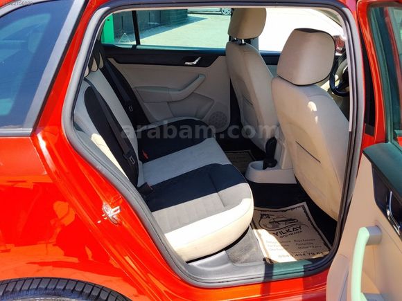 MNT AUTO'DAN 2016 SKODA RAPİD OTOMATIK DİZEL KM 90 BIN