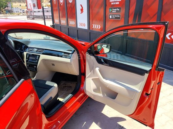 MNT AUTO'DAN 2016 SKODA RAPİD OTOMATIK DİZEL KM 90 BIN
