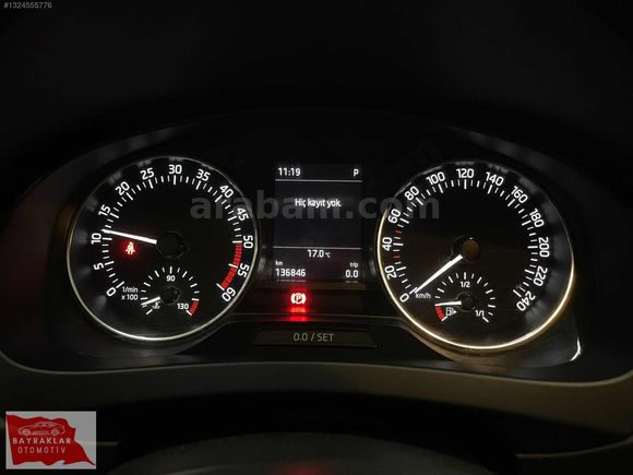 BAYRAKLAR'DAN 2016 RAPİD 1.4TDI GREENTEC STYLE DSG 136.000KM