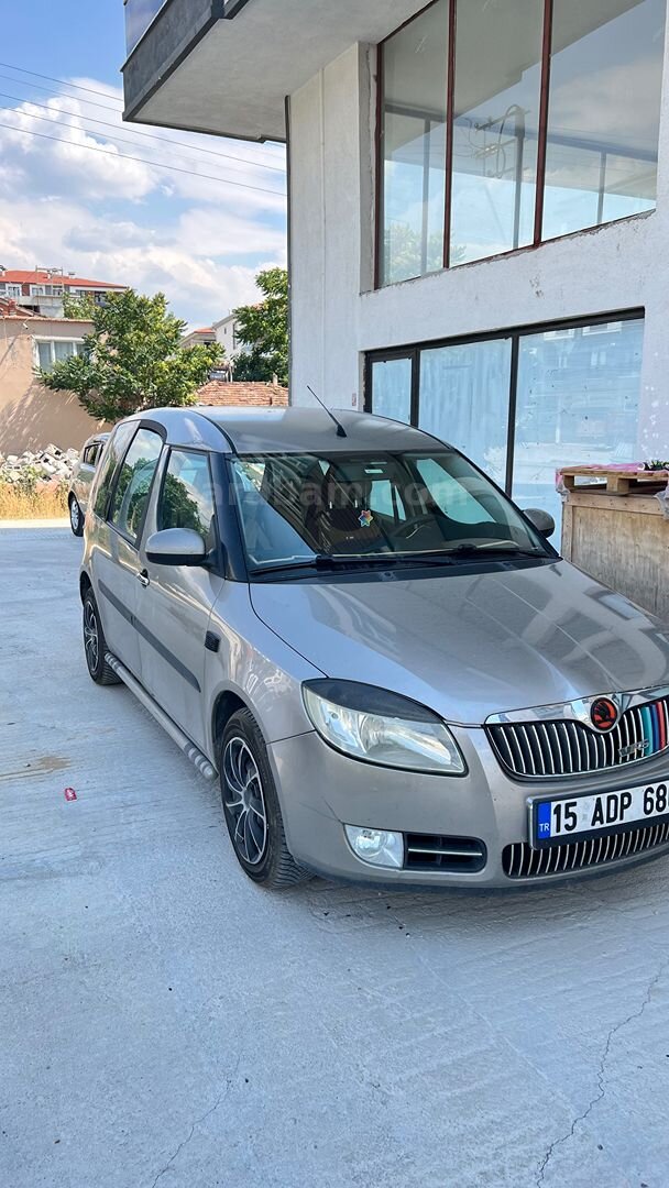 Sahibinden Skoda Roomster 1.4 TDI 2009 Model Burdur 158.450 km Bej 5