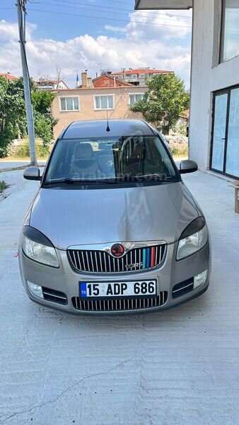 Sahibinden Skoda Roomster 1.4 TDI 2009 Model Burdur 158.450 km Bej