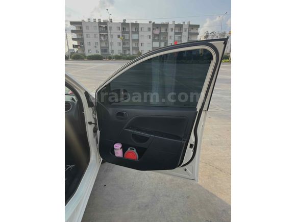Fiesta benzin&lpg (hatasız)