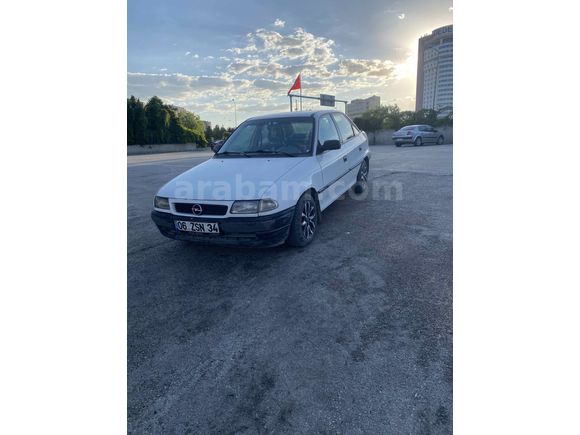 Temiz aile aracı