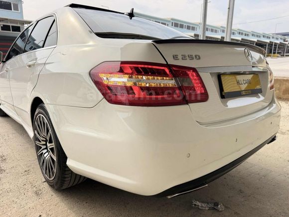 HLL CARSdan 2012 MERCEDES E250 CGİ AMG