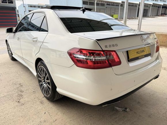 HLL CARSdan 2012 MERCEDES E250 CGİ AMG