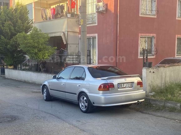 Sahibinden Honda Civic 1.4 i S 1999 Model 