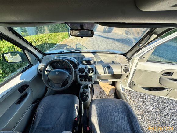 FIRSAT ARACI RENAULT KANGOO 1.9 2002 MODEL