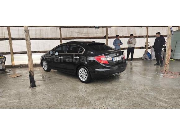 Sahibinden Honda Civic 1.6i VTEC Eco Elegance 2012 Model 