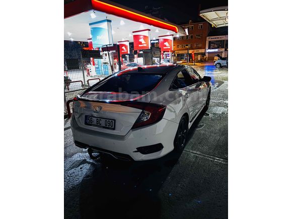 SADECE 63.000 de 2021 model    HONDA CİVİC