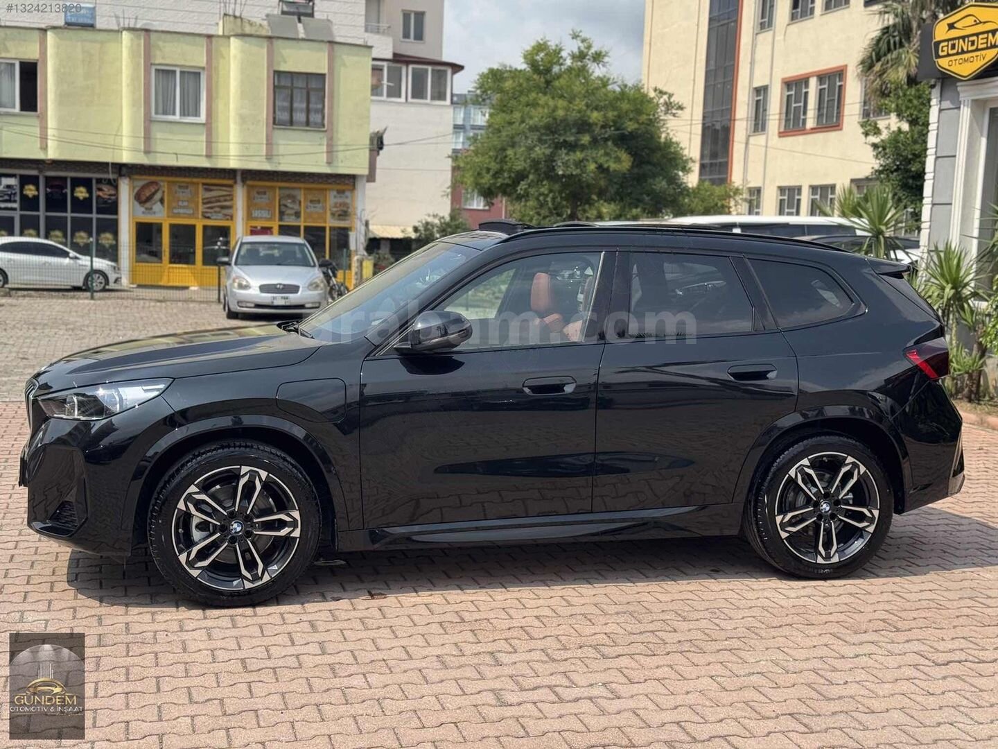 Galeriden BMW X1 xDrive25e M Sport 2025 Model Hatay 6.001 km Siyah 5