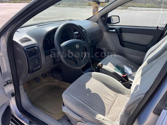 // ÜNLÜ // 2001 MODEL OPEL ASTRA 1.6 ELEGANCE