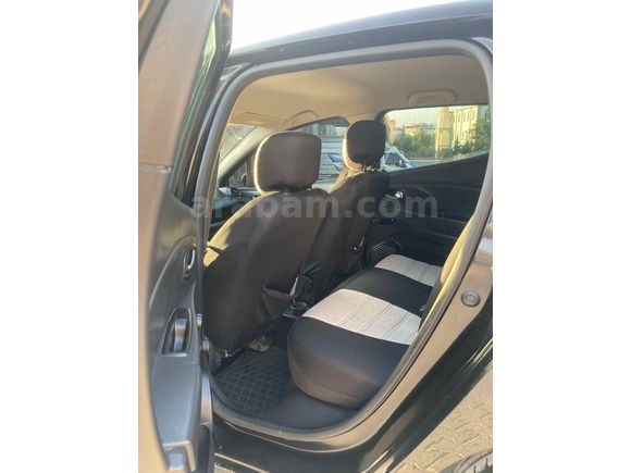 Sahibinden Renault Clio 1.5 dCi Touch 2015 Model  198.000 km Siyah