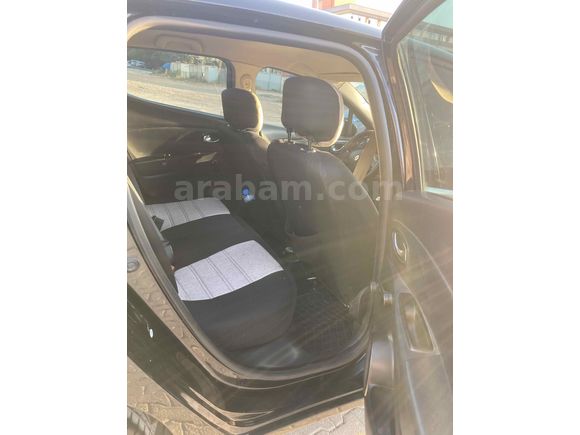 Sahibinden Renault Clio 1.5 dCi Touch 2015 Model  198.000 km Siyah