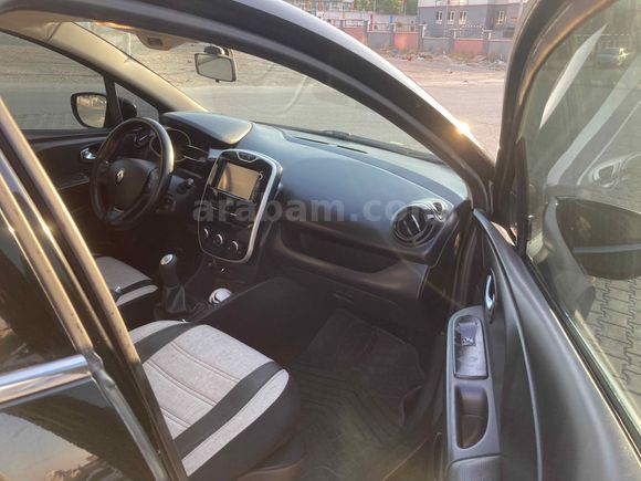 Sahibinden Renault Clio 1.5 dCi Touch 2015 Model  198.000 km Siyah