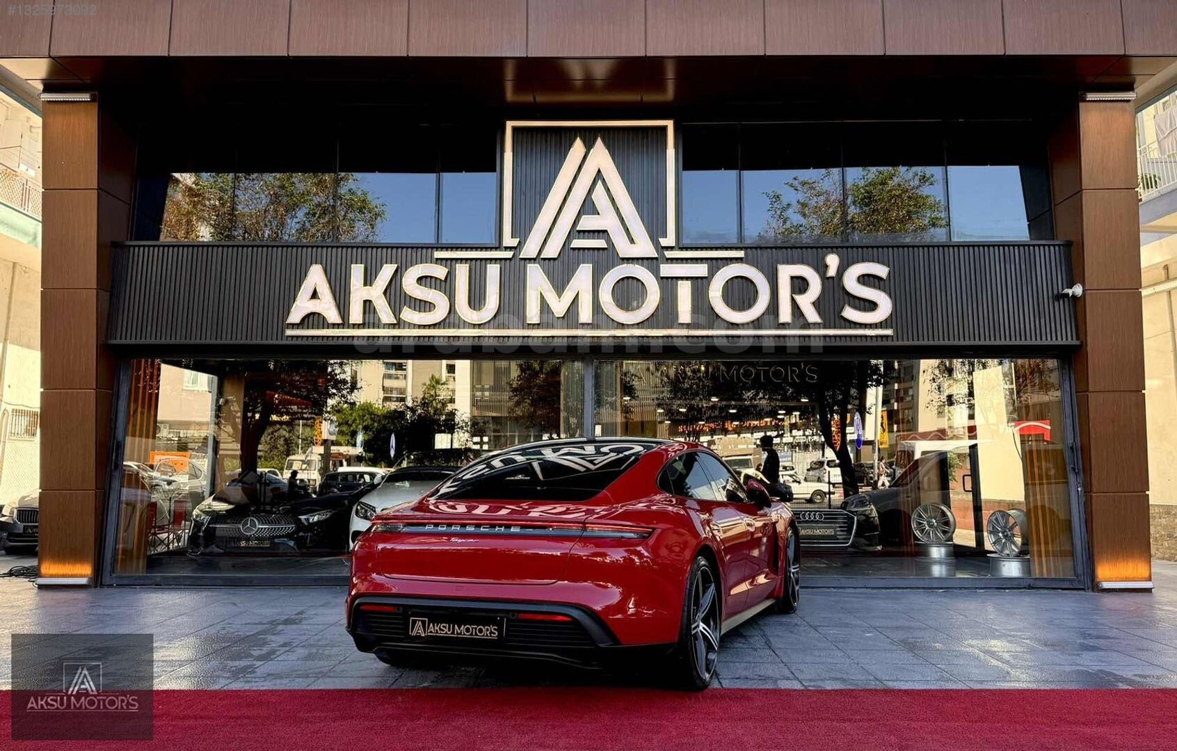 Galeriden Porsche Taycan Elektrik 2021 Model Antalya 59.000 km Kırmızı 4