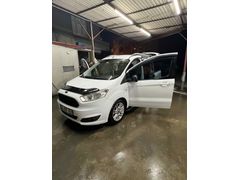 Sahibinden Ford Tourneo Courier 1.6 TDCi Journey Titanium 2015 Model 