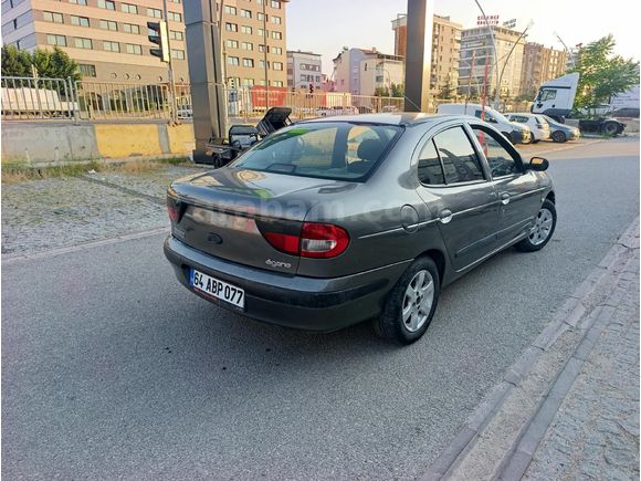 Galeriden Renault Megane 1.6 RTE 1998 Model Uşak