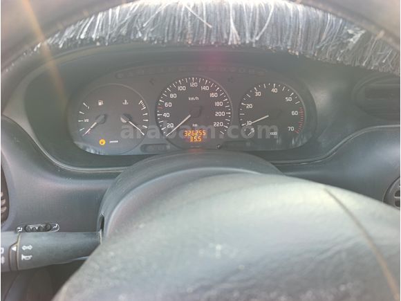 Galeriden Renault Megane 1.6 RTE 1998 Model Uşak