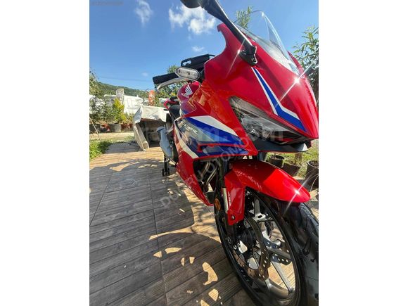 2024 HATASIZ BOYASIZ SADECE 8.200km 3 YIL GARANTİSİ VAR